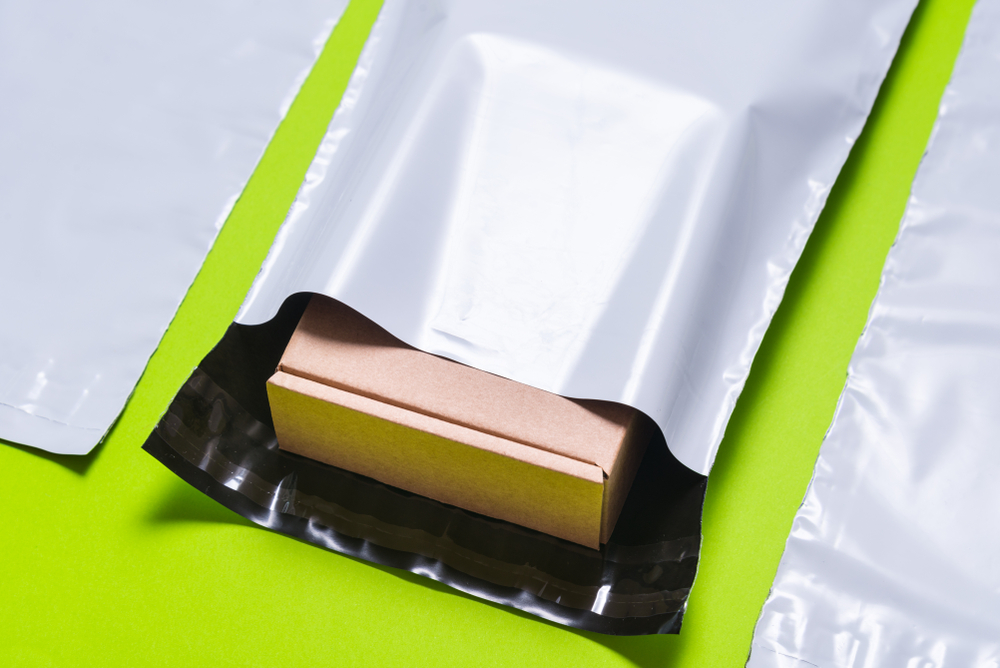 poly bag packaging